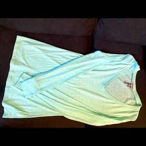 Women’s BKE long sleeve shirt